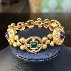 Givenchy Bijoux gold bracelet, Vintage 7.5”